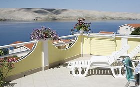 Apartments Roza